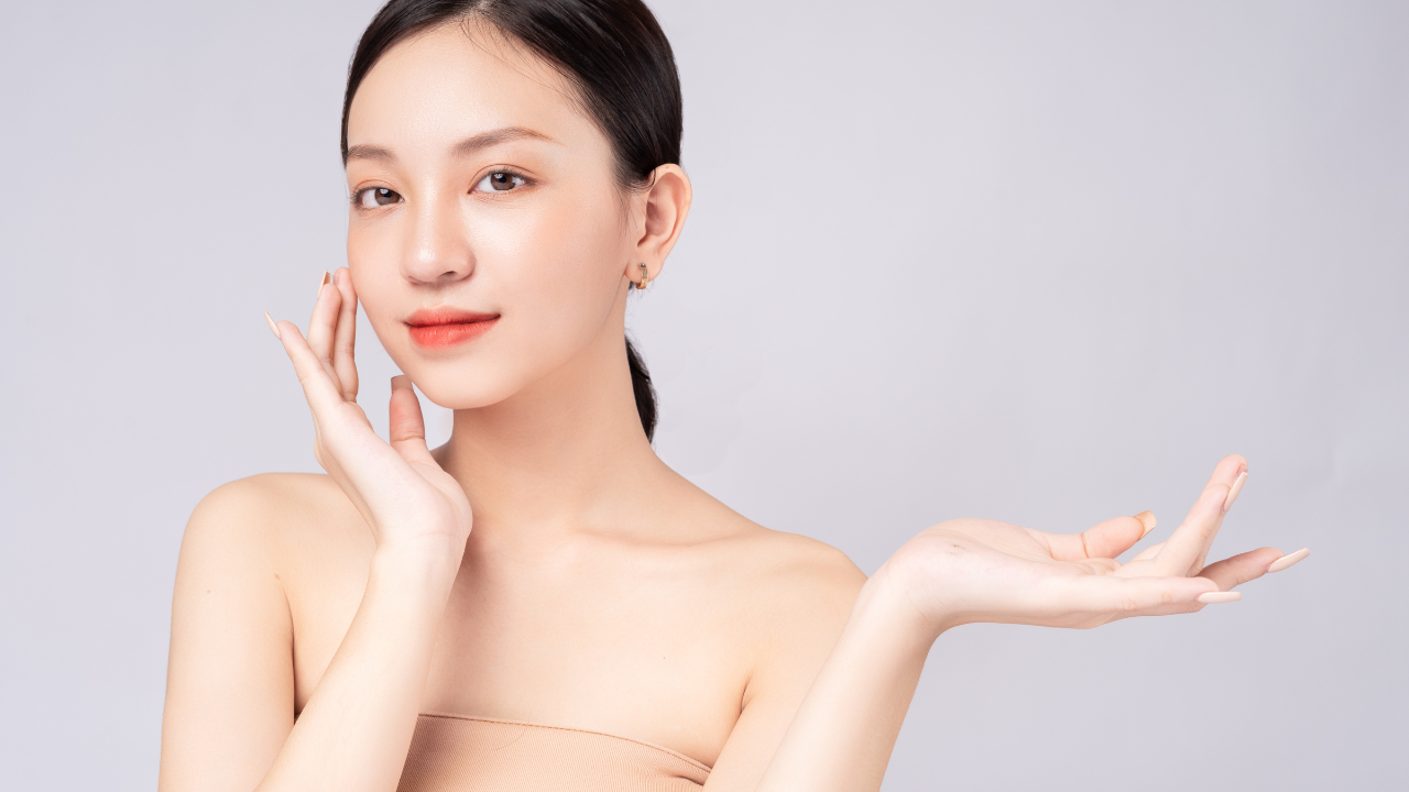 女性